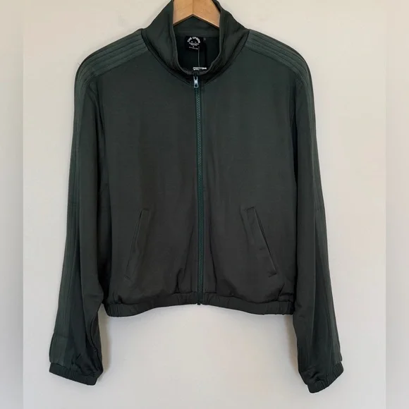 The Upside Roulette Jacket - Picture 4 of 7